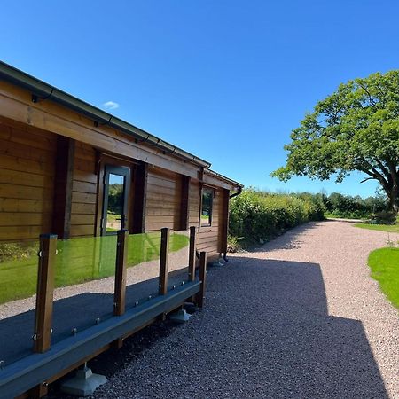 Brackenhill Cabin คาร์ลไอเอิล ภายนอก รูปภาพ