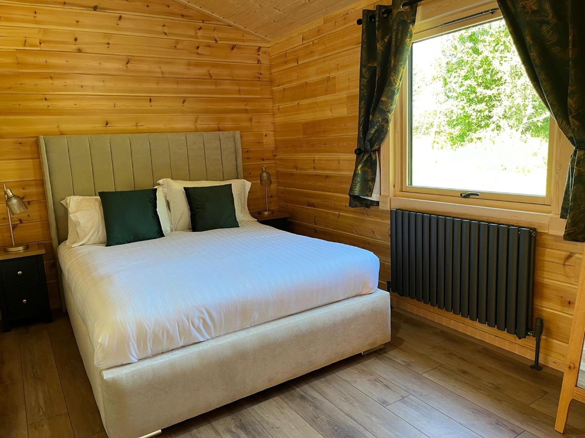 Brackenhill Cabin คาร์ลไอเอิล ภายนอก รูปภาพ