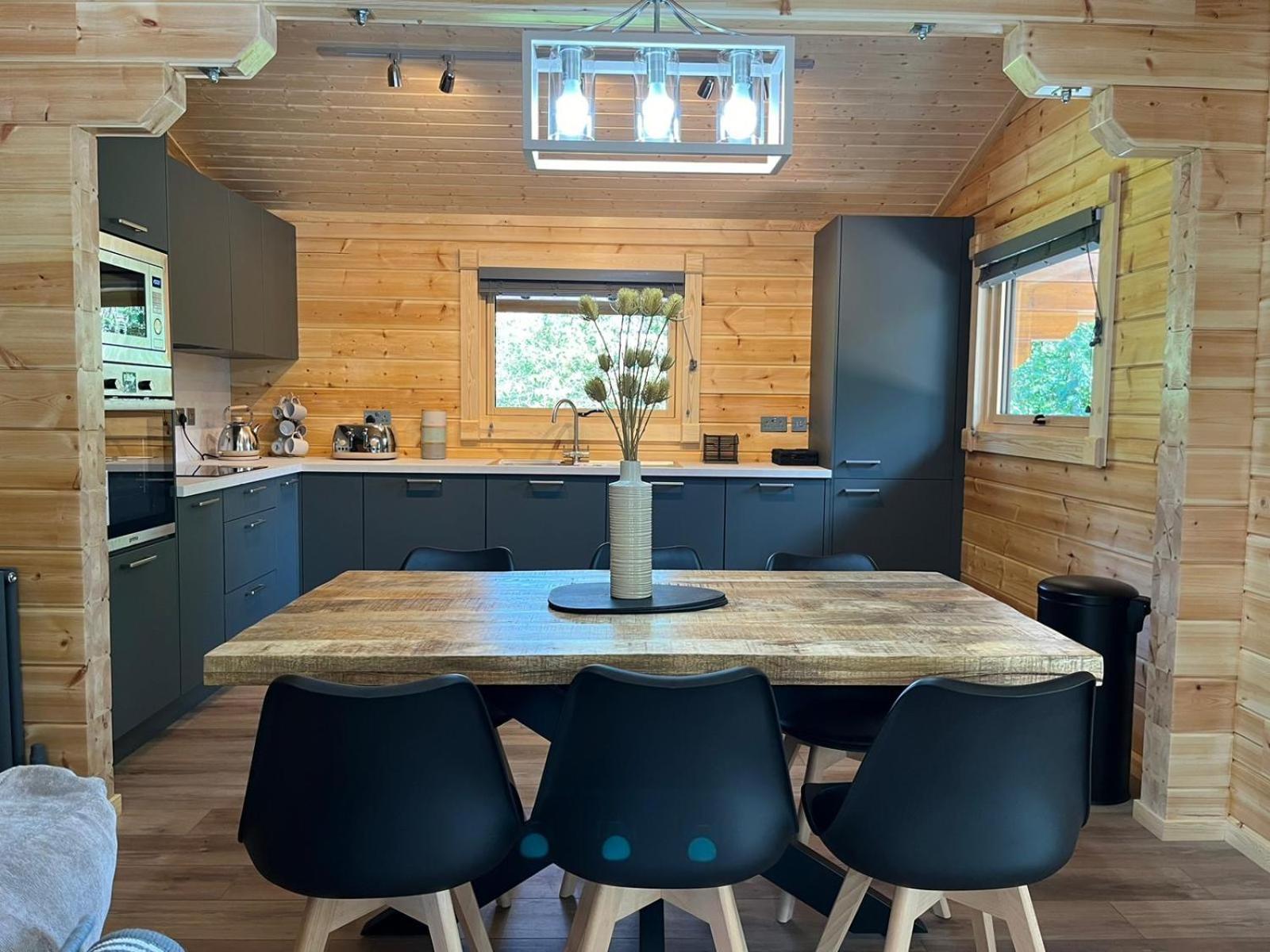 Brackenhill Cabin คาร์ลไอเอิล ภายนอก รูปภาพ