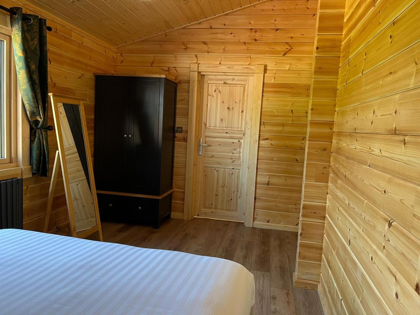Brackenhill Cabin คาร์ลไอเอิล ภายนอก รูปภาพ