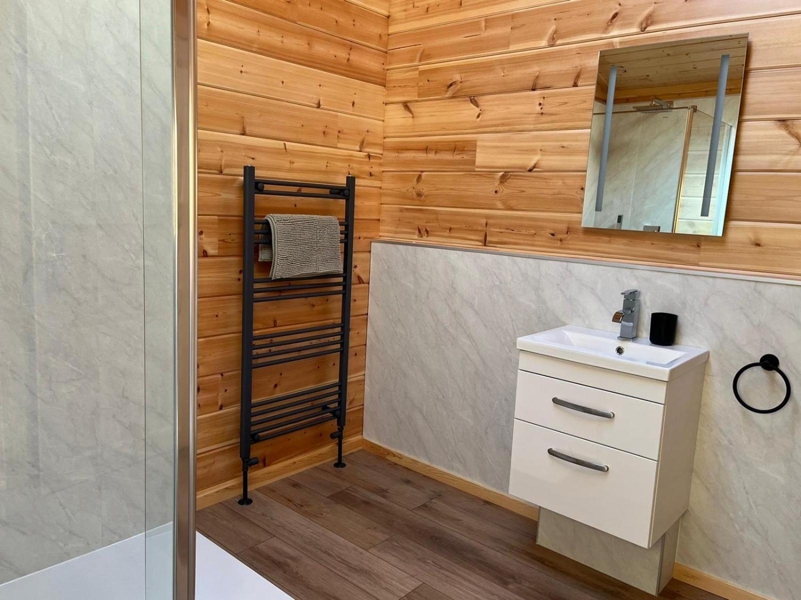 Brackenhill Cabin คาร์ลไอเอิล ภายนอก รูปภาพ