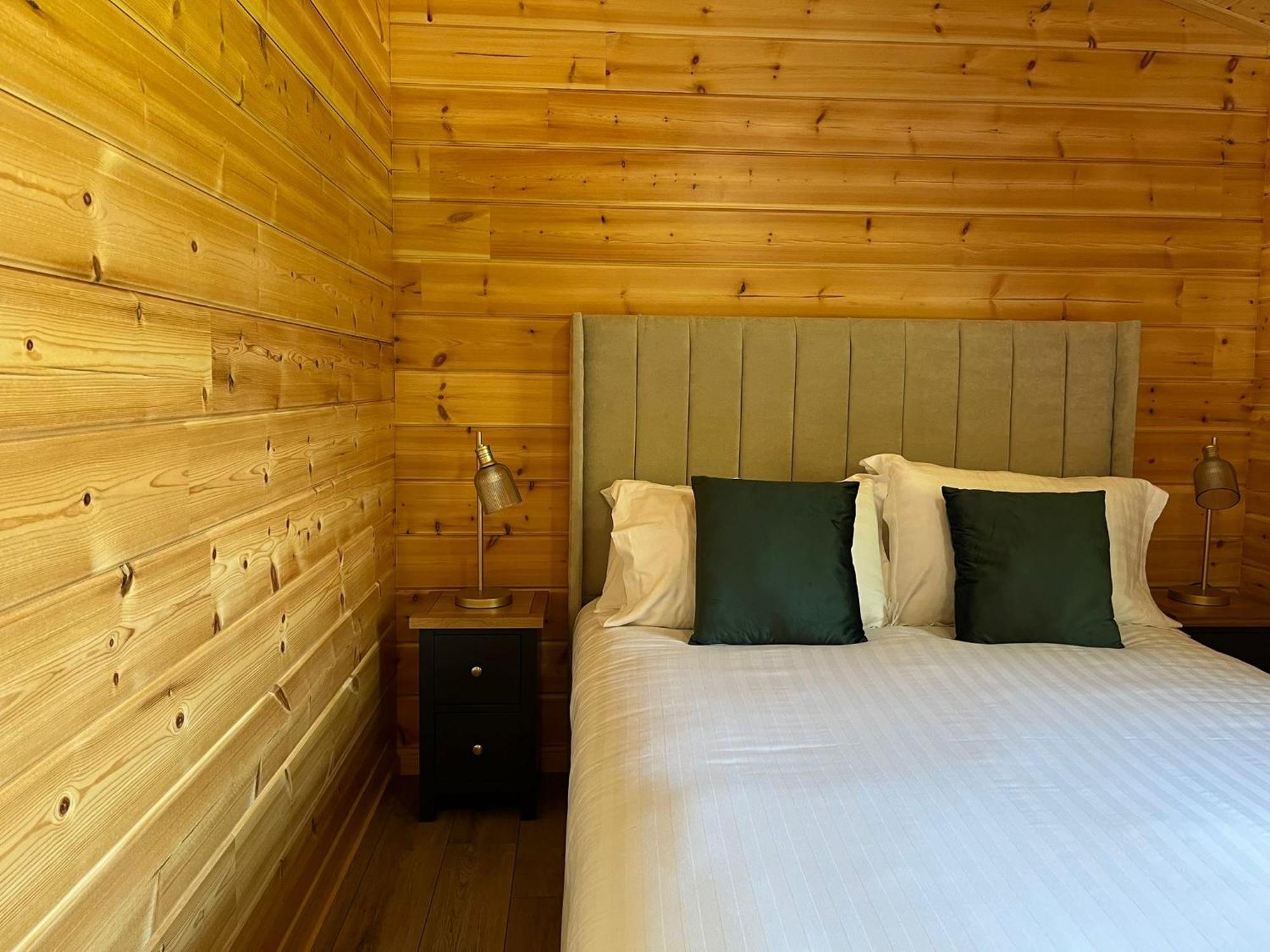 Brackenhill Cabin คาร์ลไอเอิล ภายนอก รูปภาพ
