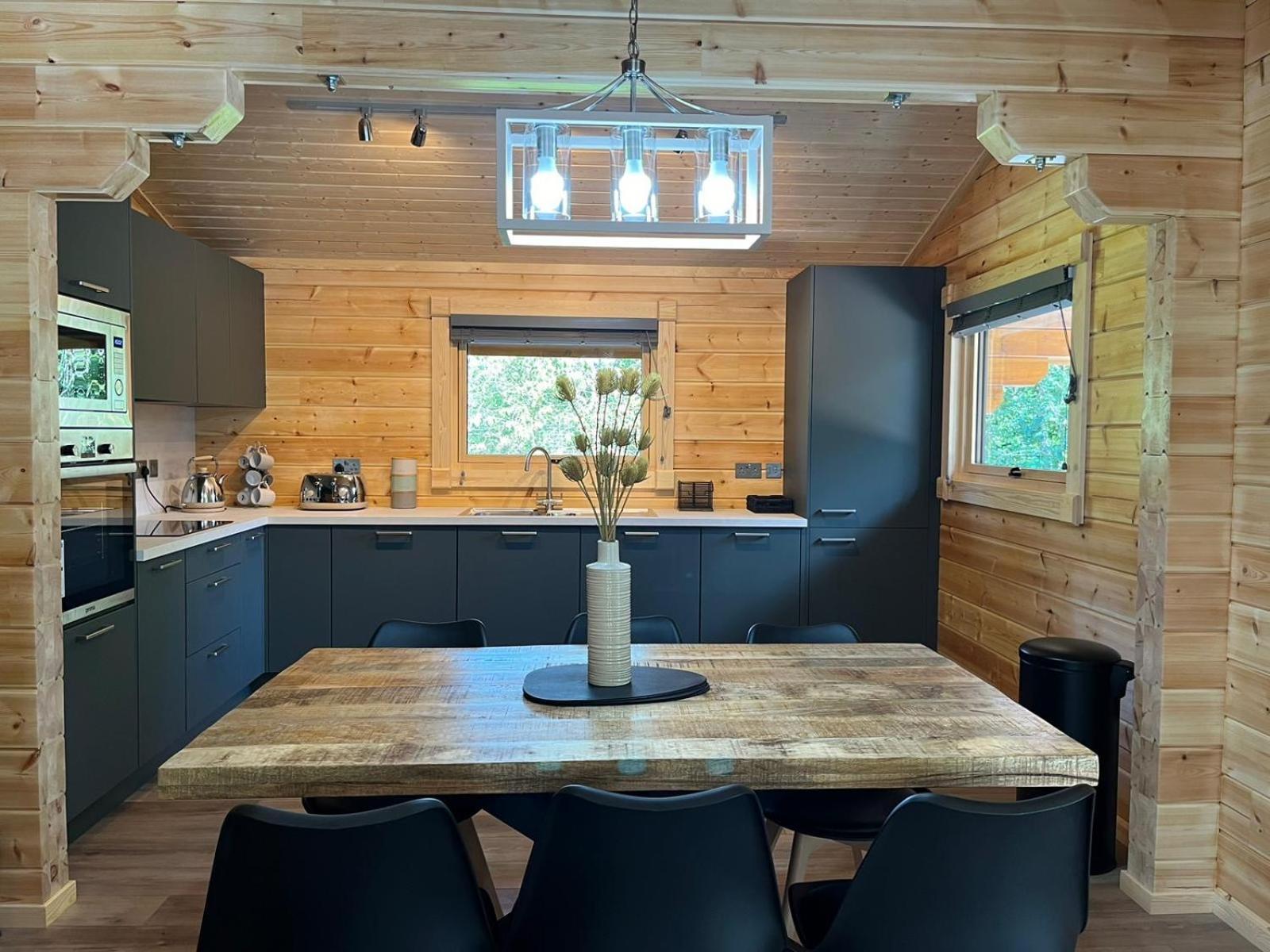 Brackenhill Cabin คาร์ลไอเอิล ภายนอก รูปภาพ